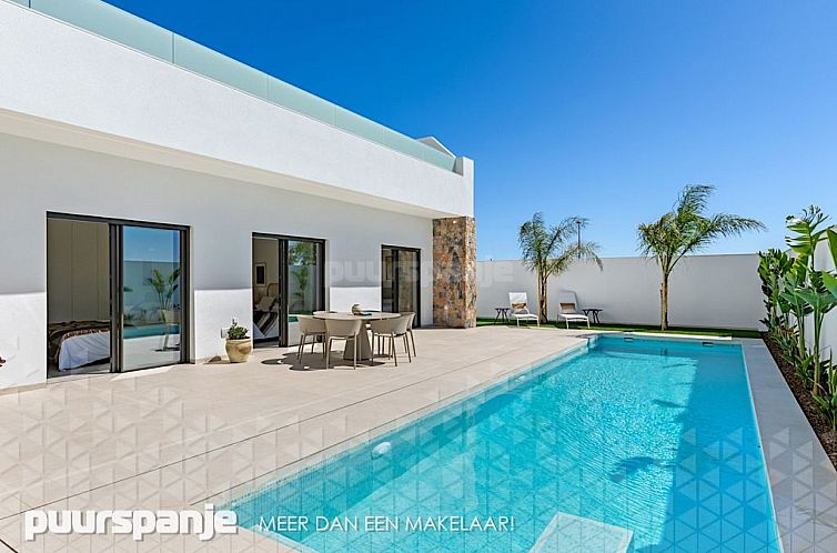 Vrijstaande woning in Los Alcazares