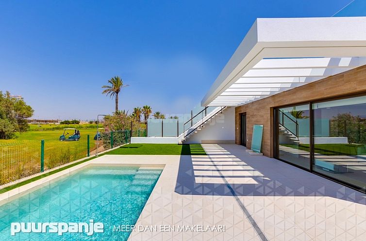 Vrijstaande woning in Los Alcazares