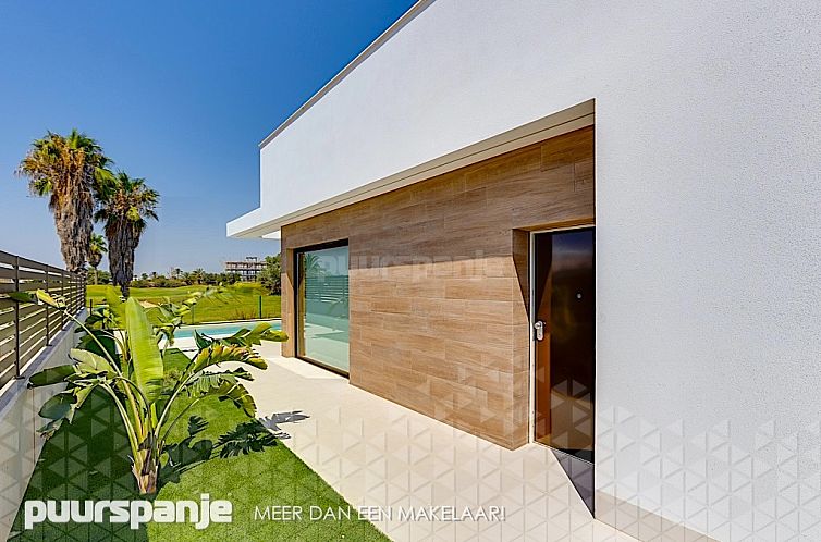 Vrijstaande woning in Los Alcazares