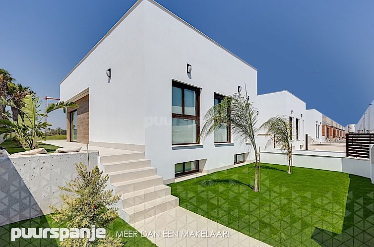 Vrijstaande woning in Los Alcazares