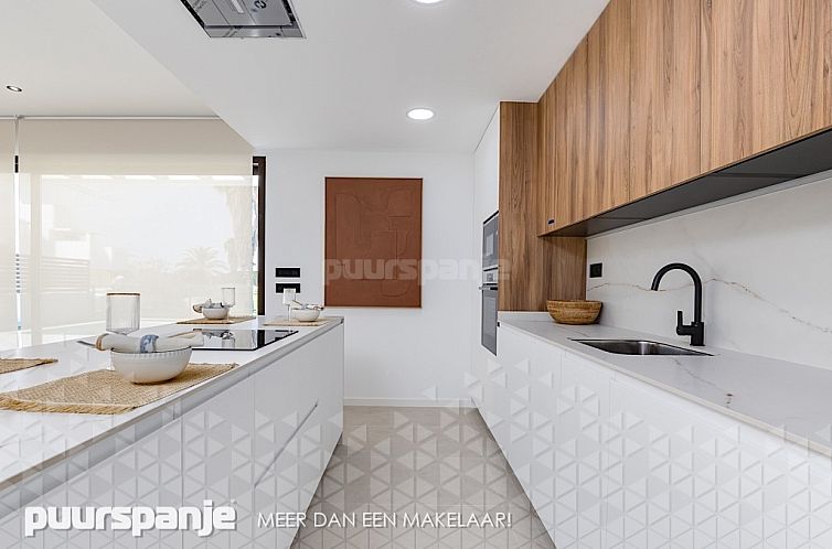 Vrijstaande woning in Los Alcazares