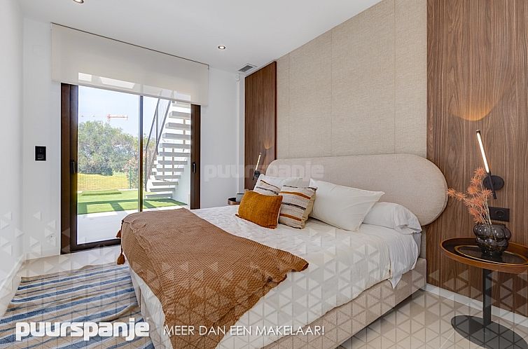 Vrijstaande woning in Los Alcazares