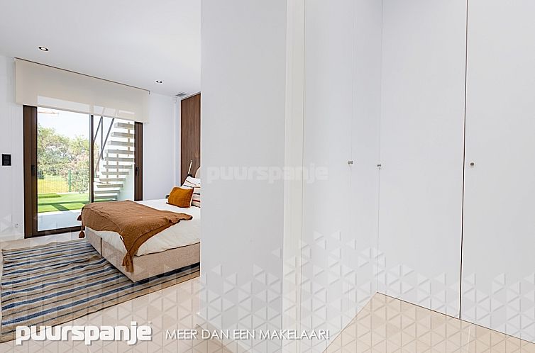 Vrijstaande woning in Los Alcazares