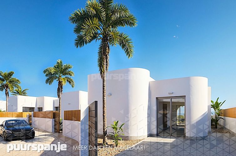Vrijstaande woning in Los Alcazares