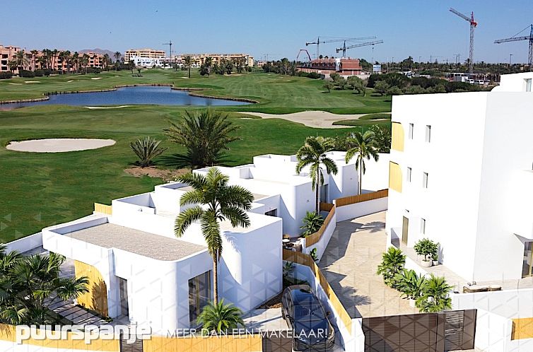 Vrijstaande woning in Los Alcazares