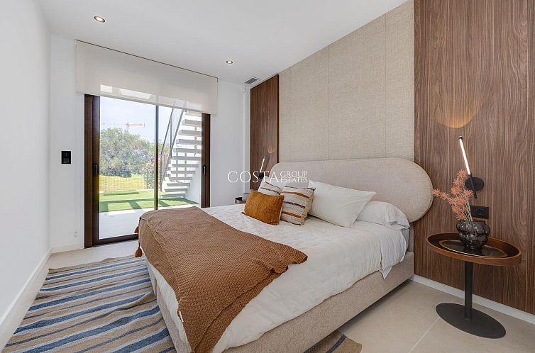 Vrijstaande woning in Los Alcazares