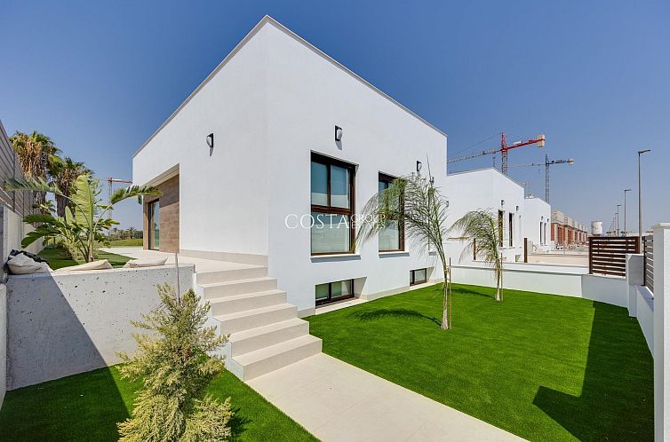 Vrijstaande woning in Los Alcazares