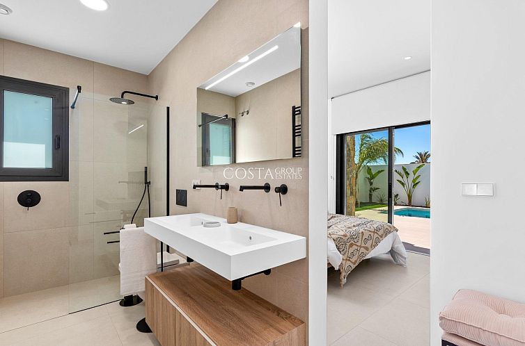 Vrijstaande woning in Los Alcazares