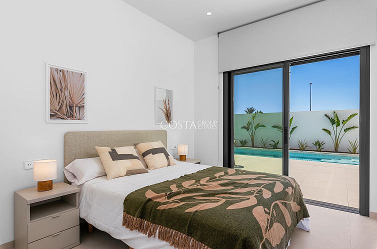 Vrijstaande woning in Los Alcazares