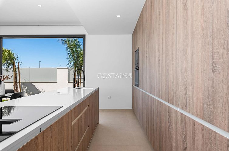 Vrijstaande woning in Los Alcazares