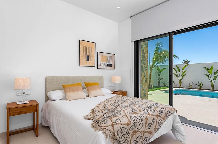 Vrijstaande woning in Los Alcazares