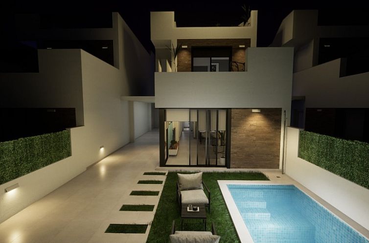 Vrijstaande woning in Los Alcazares