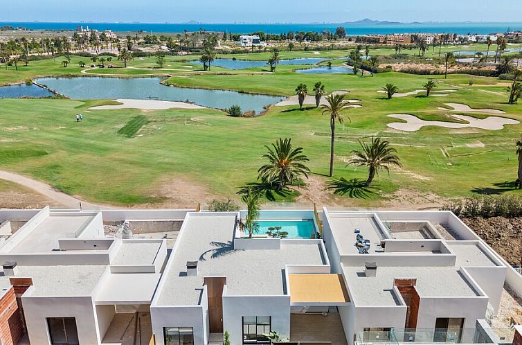 Vrijstaande woning in Los Alcazares