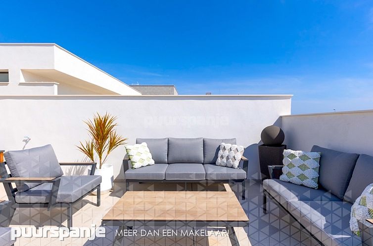 Vrijstaande woning in Los Alcazares