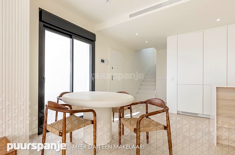 Vrijstaande woning in Los Alcazares