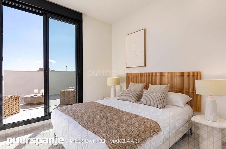 Vrijstaande woning in Los Alcazares