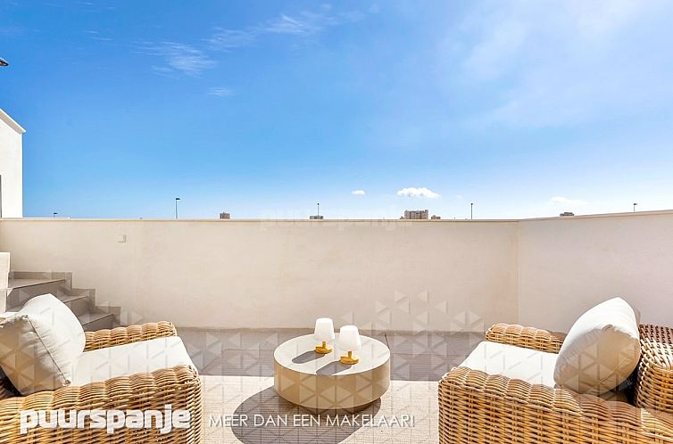 Vrijstaande woning in Los Alcazares