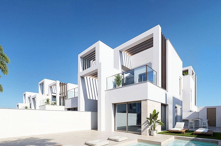 Chalet in Los Alcazares