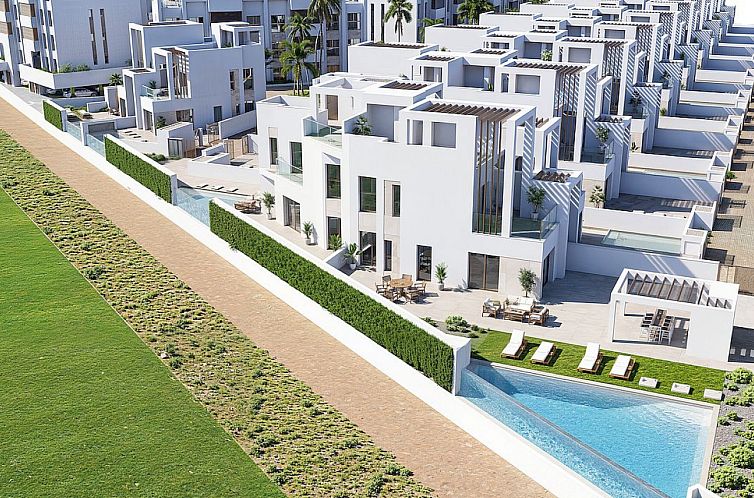 Chalet in Los Alcazares