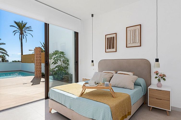 Vrijstaande woning in Los Alcazares