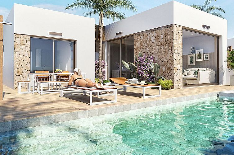 Vrijstaande woning in Los Alcazares