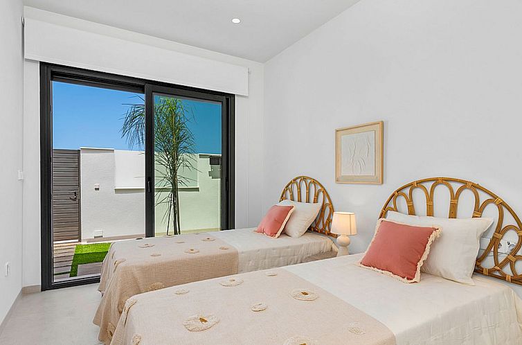 Vrijstaande woning in Los Alcazares