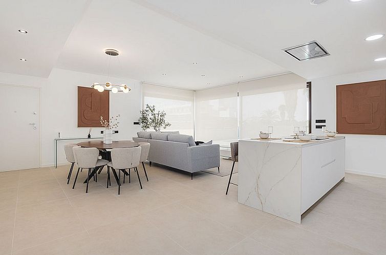 Vrijstaande woning in Los Alcazares