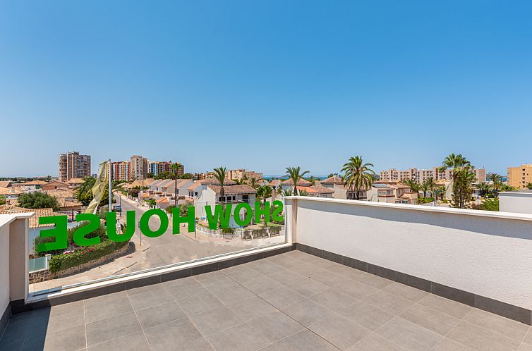 Vrijstaande woning in Playa Paraiso