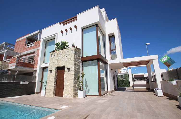 Vrijstaande woning in Playa Paraiso