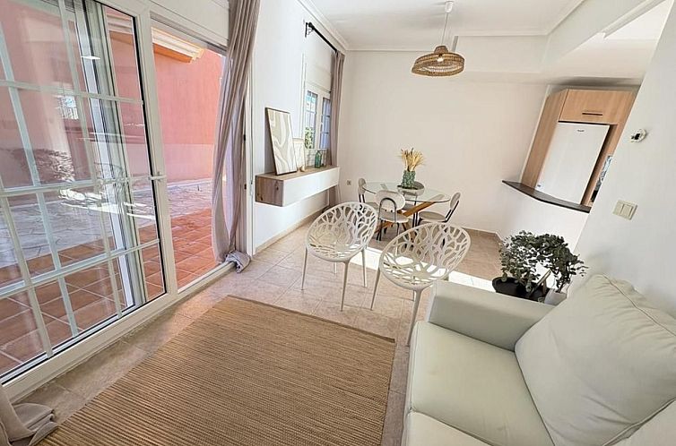Vrijstaande woning in Banos y Mendigo