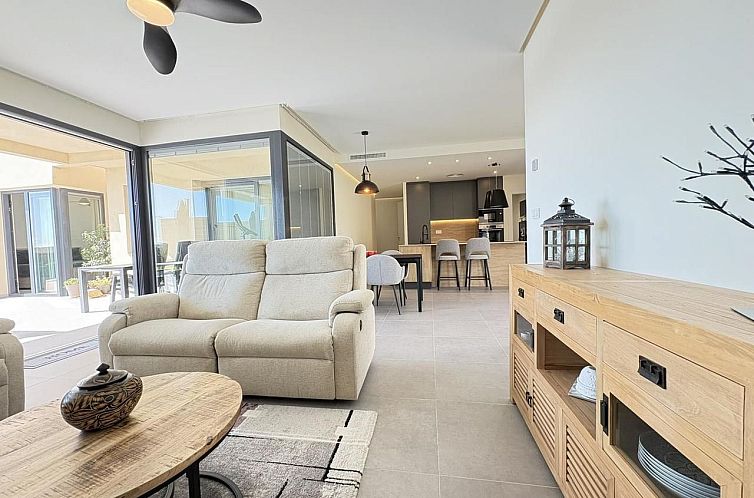 Vrijstaande woning in Banos y Mendigo