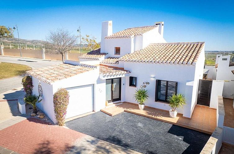 Vrijstaande woning in Banos y Mendigo