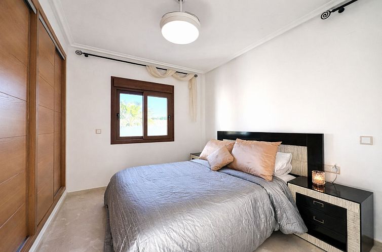 Vrijstaande woning in Banos y Mendigo
