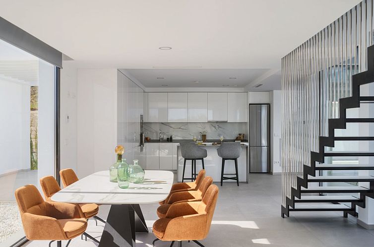 Vrijstaande woning in Banos y Mendigo