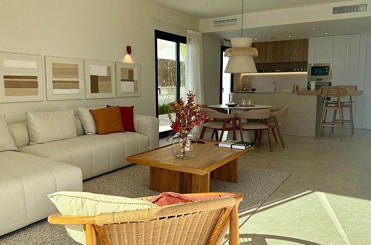 Vrijstaande woning in Banos y Mendigo