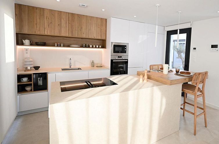 Vrijstaande woning in Banos y Mendigo