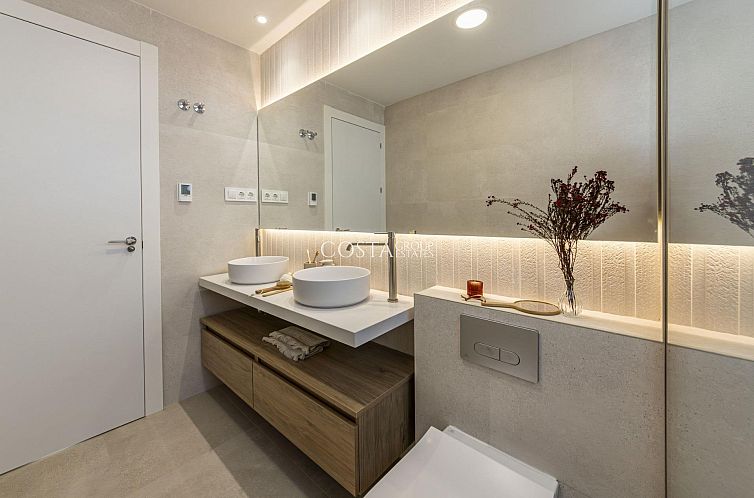 Vrijstaande woning in Banos y Mendigo