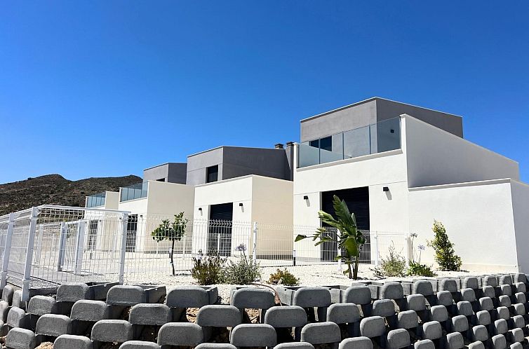 Geschakelde woning in Banos y Mendigo