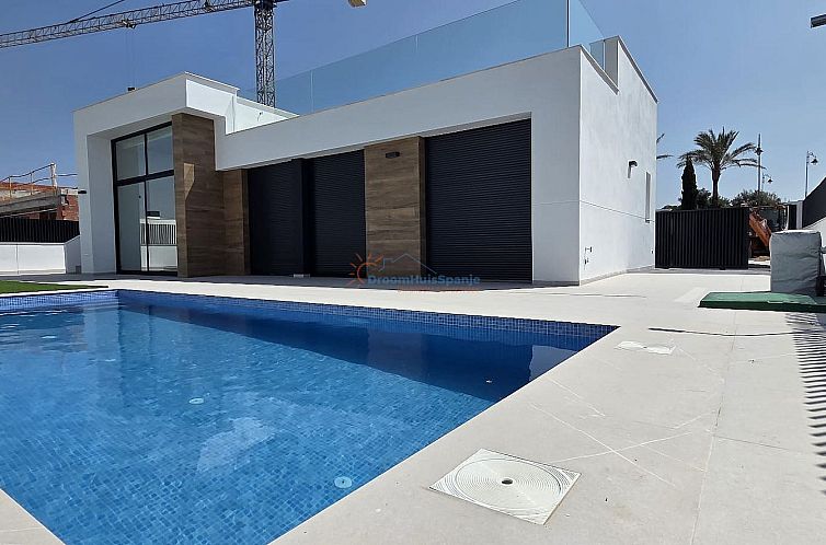 Vrijstaande woning in Alhama De Murcia