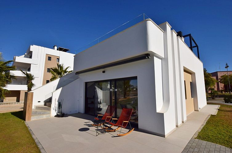 Vrijstaande woning in Alhama De Murcia
