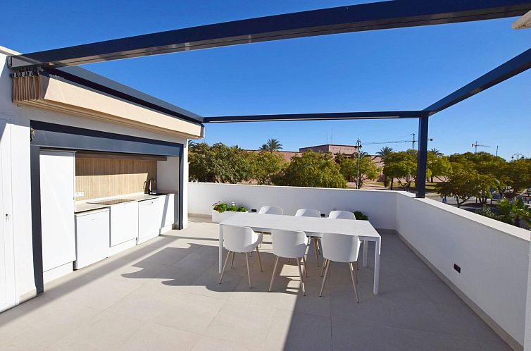Vrijstaande woning in Alhama De Murcia