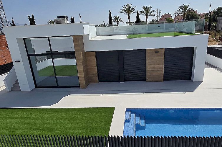 Vrijstaande woning in Alhama De Murcia
