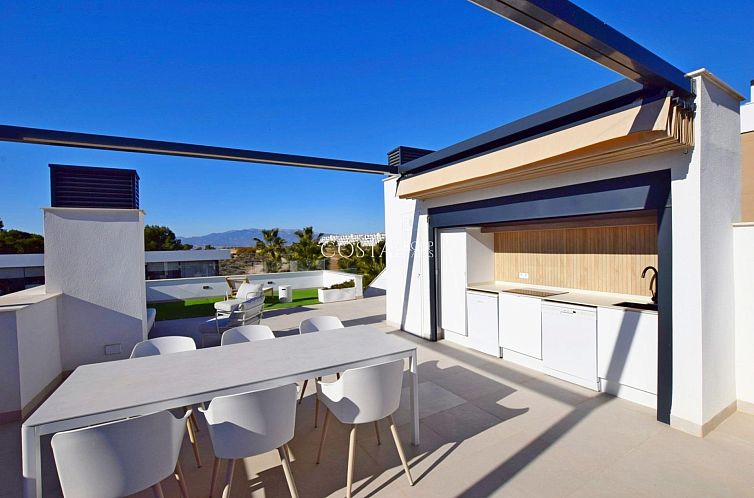 Vrijstaande woning in Alhama De Murcia