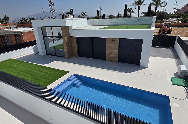 Geschakelde woning in Alhama De Murcia