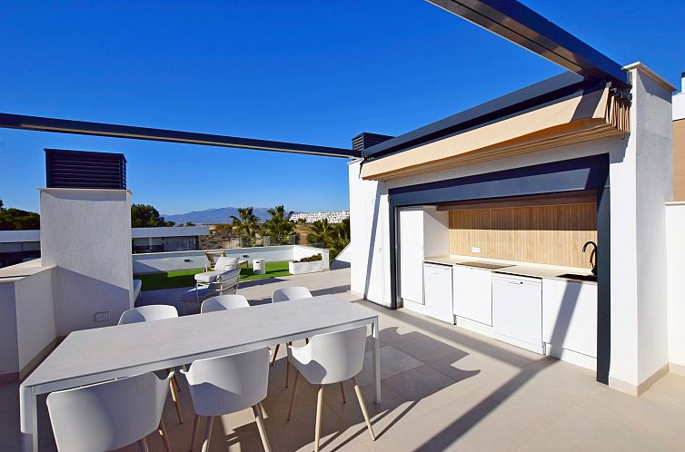 Vrijstaande woning in Alhama De Murcia