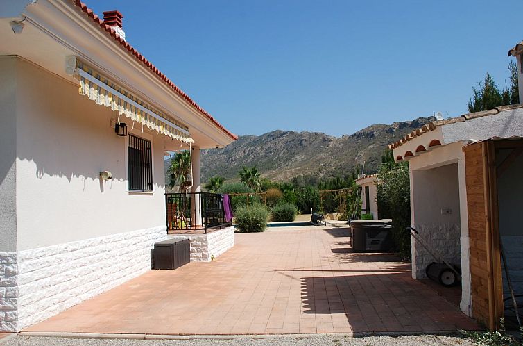 Vrijstaande woning in Calasparra