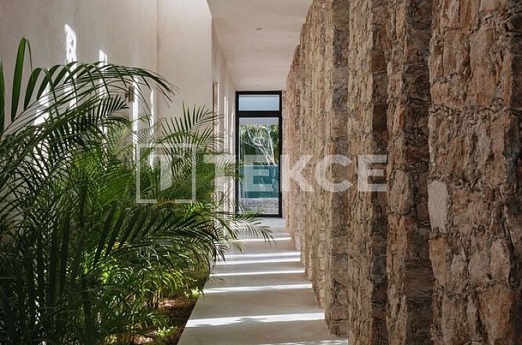 Vrijstaande woning in Yecla