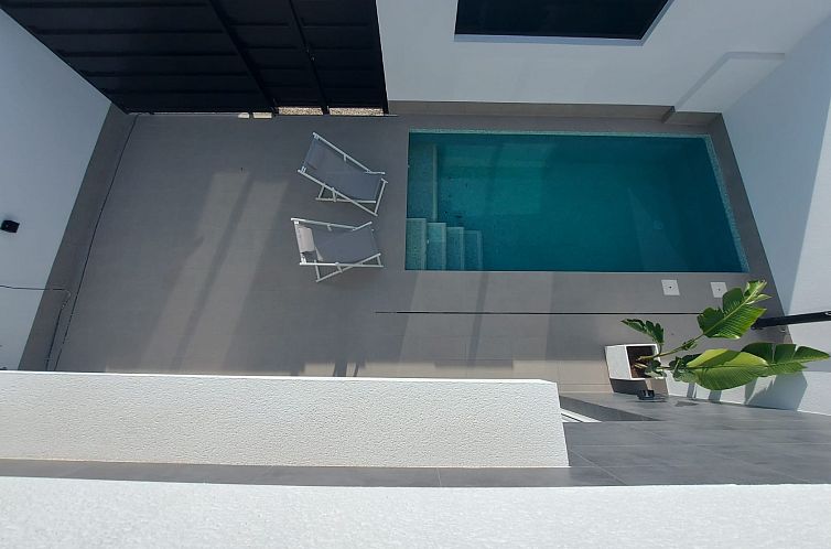 Geschakelde woning in Roldán