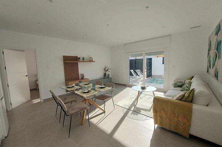 Geschakelde woning in Roldán