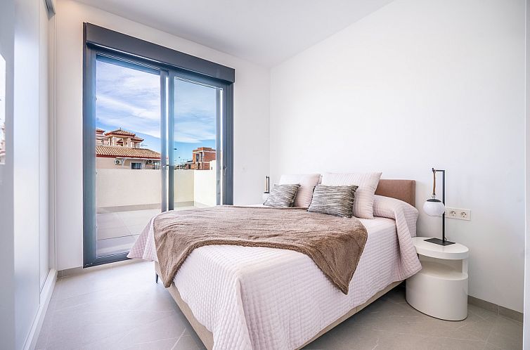 Vrijstaande woning in Roldán